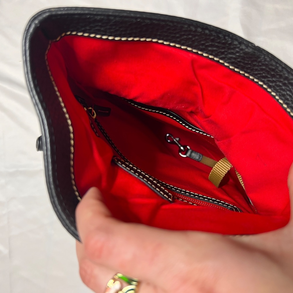 Dooney and Bourke Pebble Grain Crossbody - Picture 7 of 7